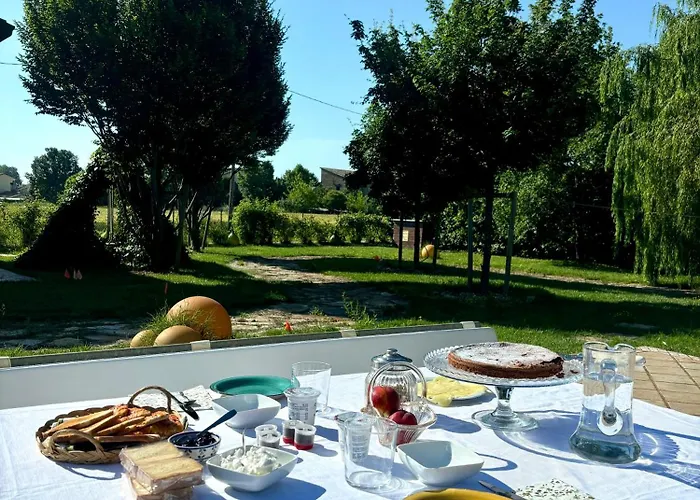 Alojamento de Acomodação e Pequeno-almoço Ca' Viola *