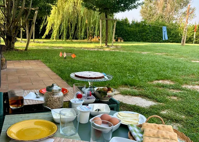 Alojamento de Acomodação e Pequeno-almoço Ca' Viola *